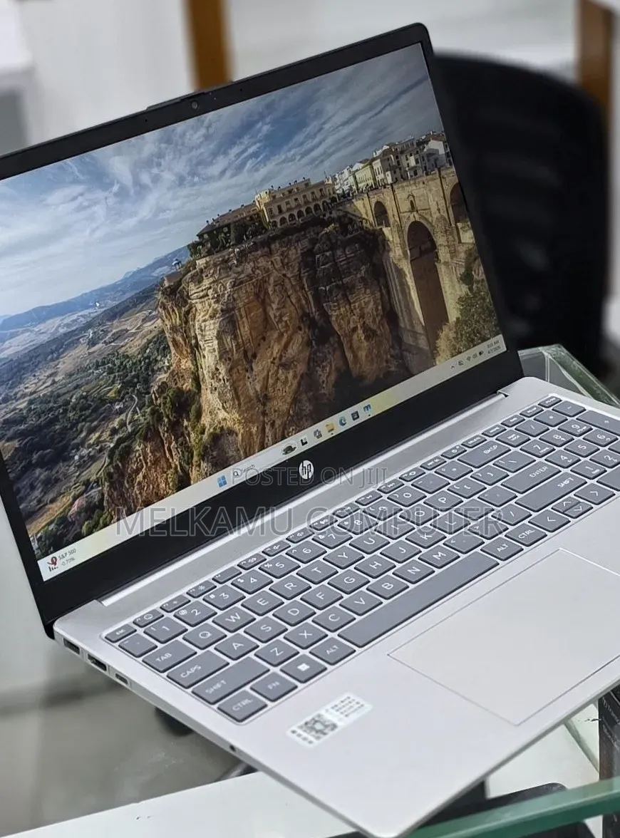 New Laptop HP Stream Notebook 16GB Intel Core i7 SSD 1T