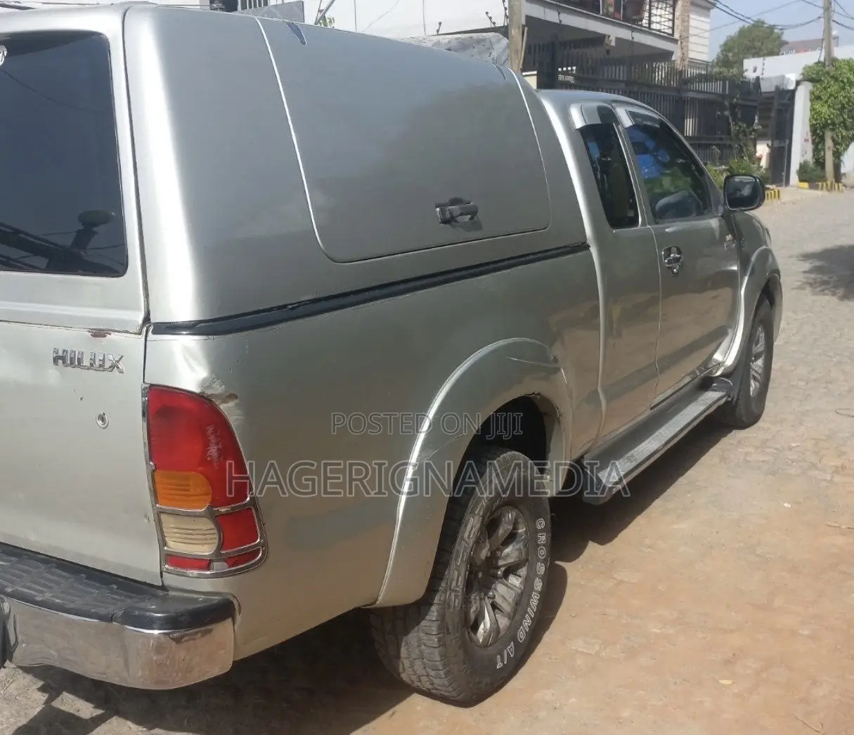 Toyota Hilux 2010 Silver