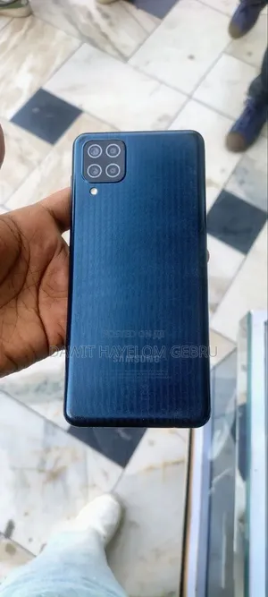 Samsung Galaxy M12 128 GB Blue