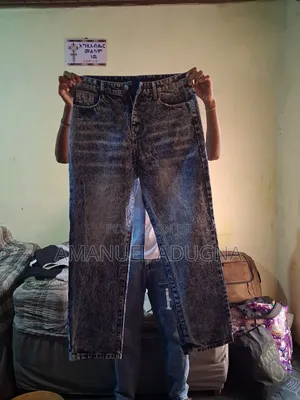 Quality Baggy Stock Jeans Size 33 34 36 38 Price 2700