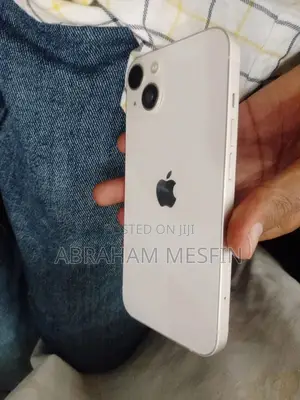 Apple iPhone 13 128 GB White