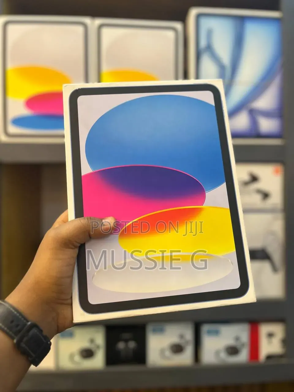 New Apple iPad Wi-Fi 128 GB Silver