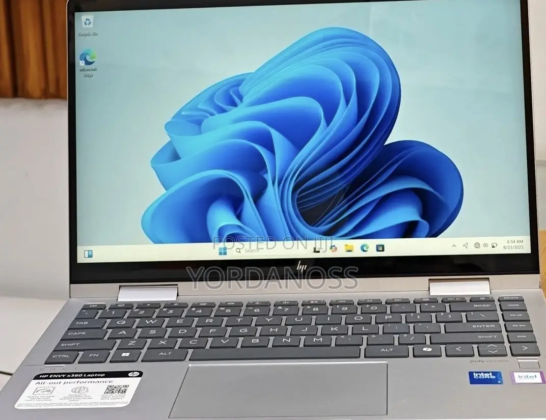 New Laptop HP Envy X360 16GB Intel Core 7 SSD 1T