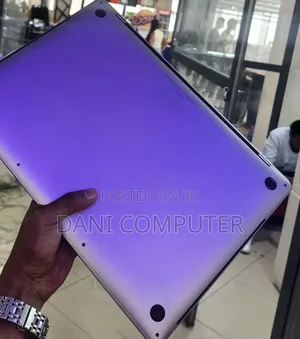 New Laptop Apple MacBook Pro 2019 32GB Intel Core i9 SSD 1T