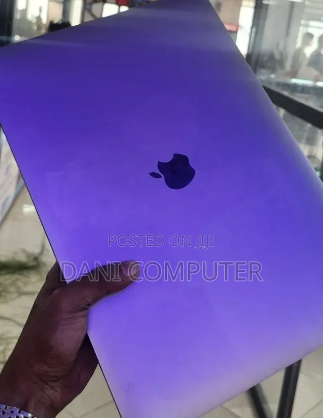 New Laptop Apple MacBook Pro 2019 32GB Intel Core i9 SSD 1T