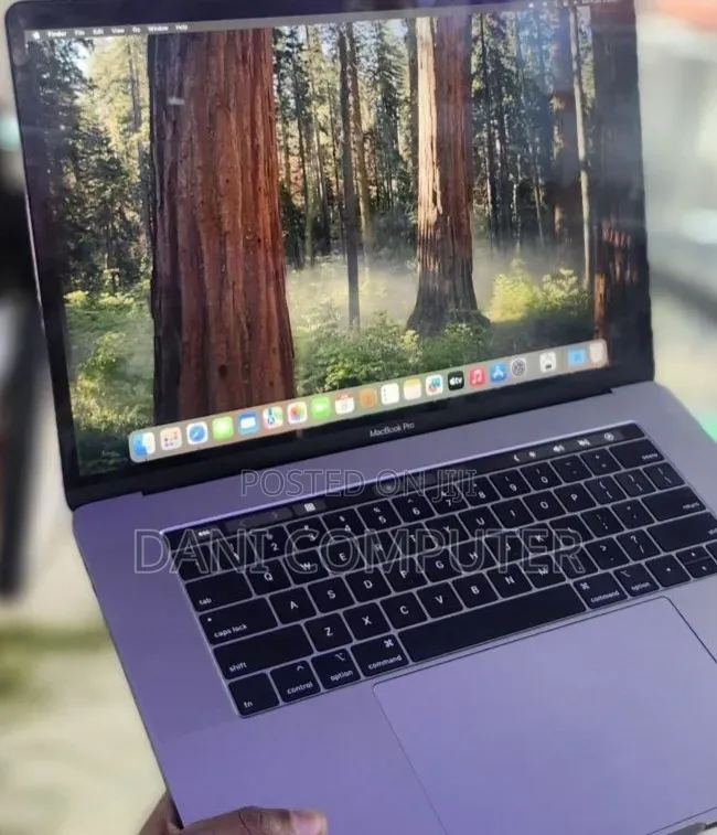 New Laptop Apple MacBook Pro 2019 32GB Intel Core i9 SSD 1T