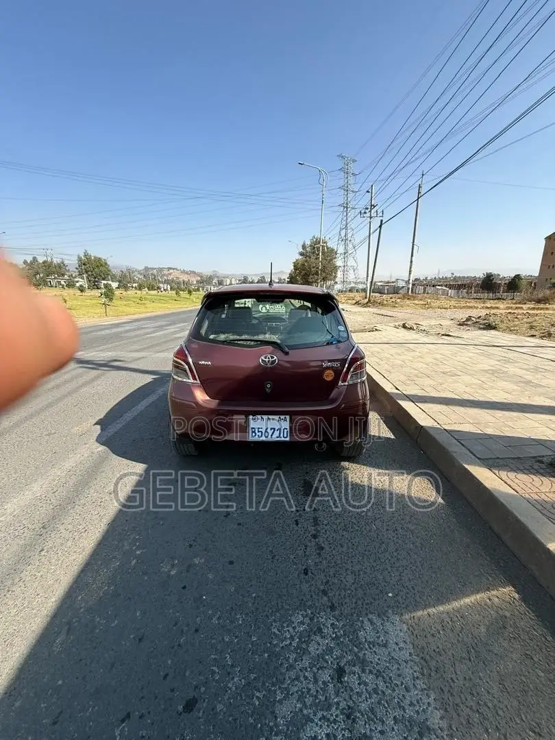 Toyota Yaris 2010