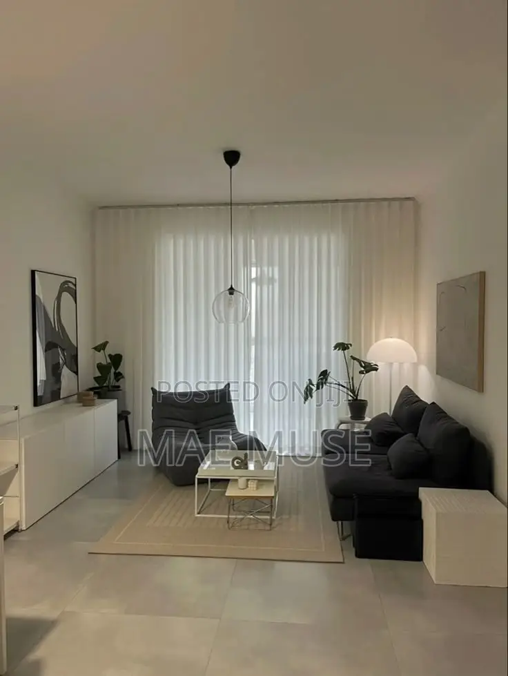 Interior Home Decorer