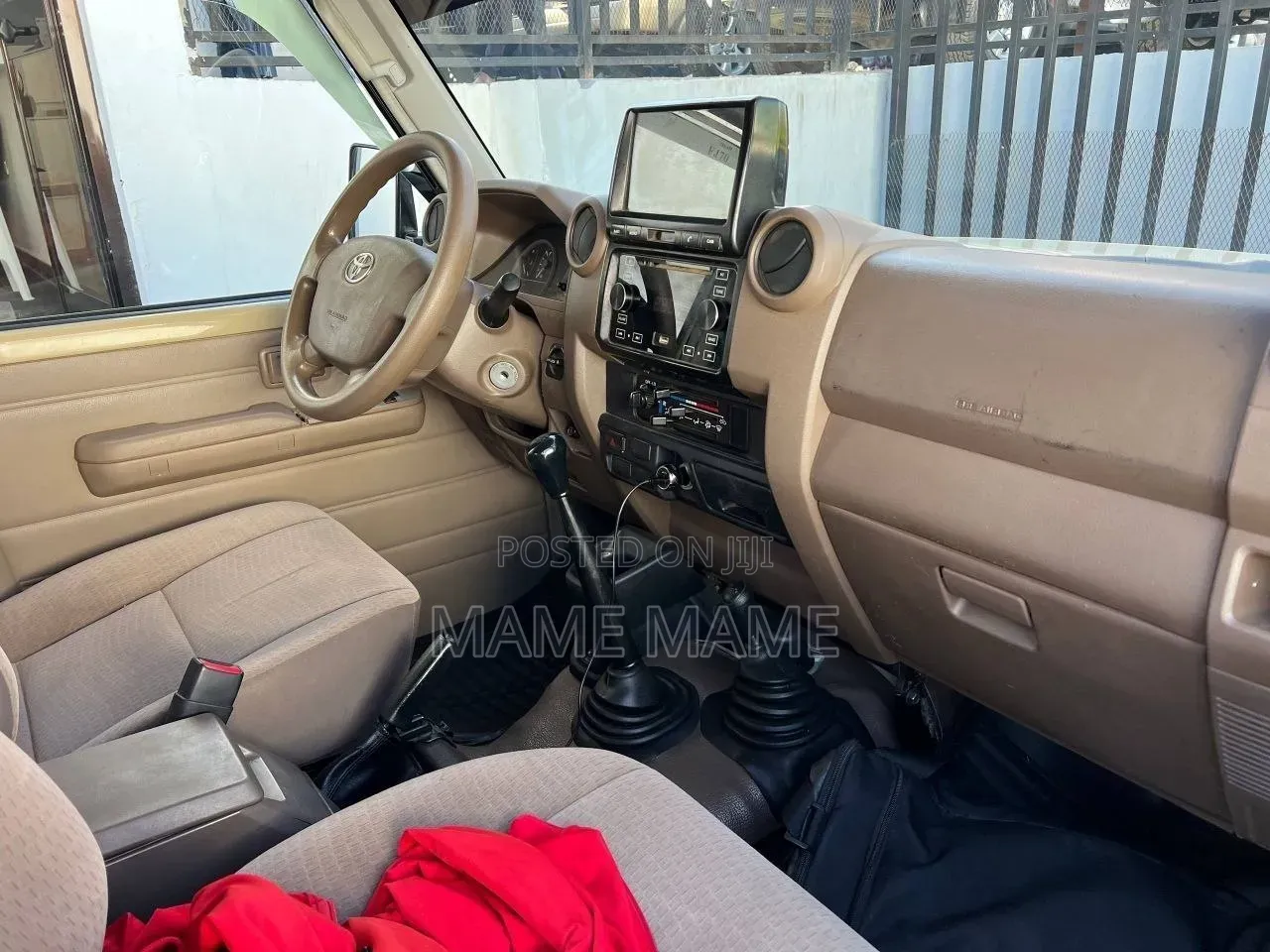 Toyota Hilux 2020 Gray