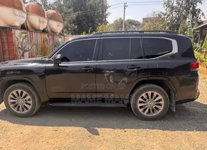 Toyota Land Cruiser 2023 Black