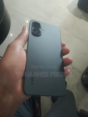 New Infinix Smart 10 64 GB Black