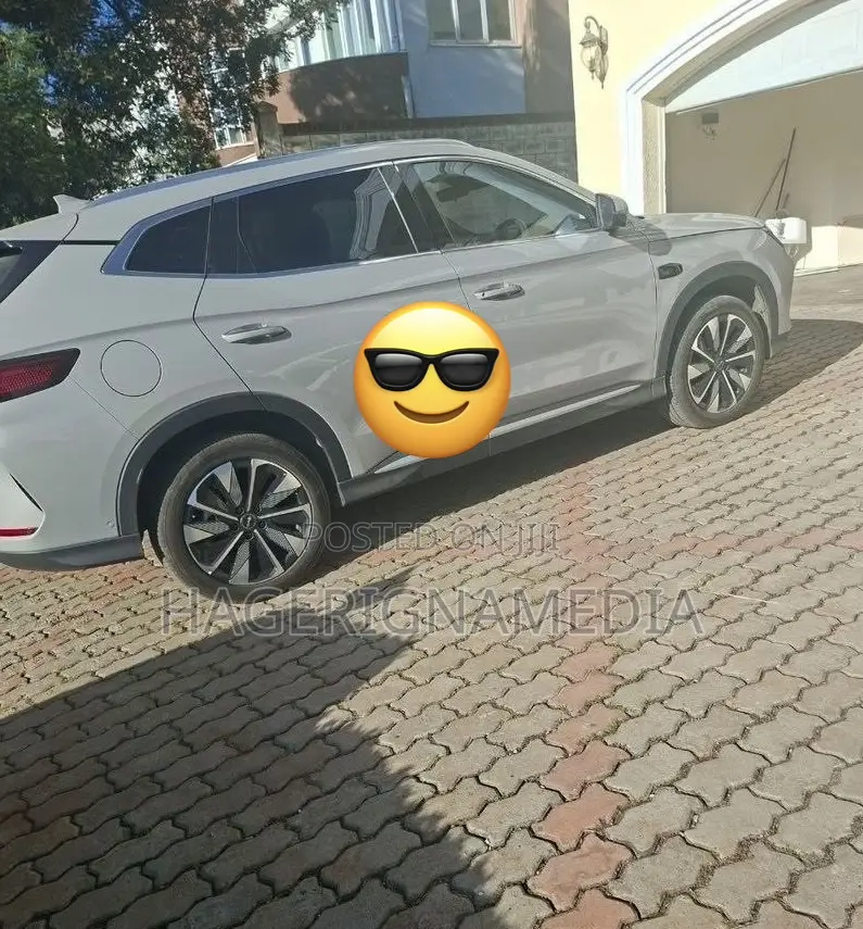BYD Song Plus DM-i 2025 Gray