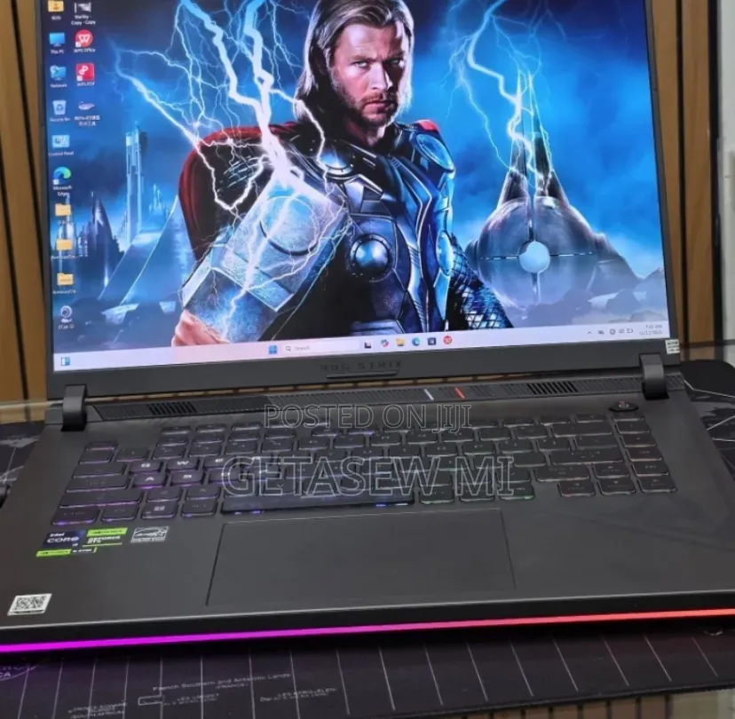 New Laptop Asus ROG Strix G15 16GB Intel Core i9 SSD 1T