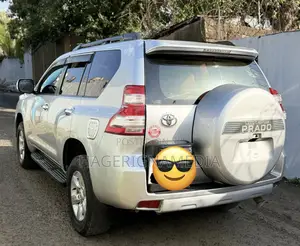 Toyota Land Cruiser Prado 2015 Silver