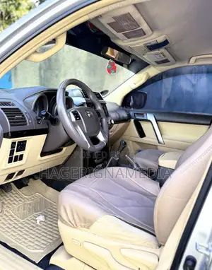 Toyota Land Cruiser Prado 2015 Silver