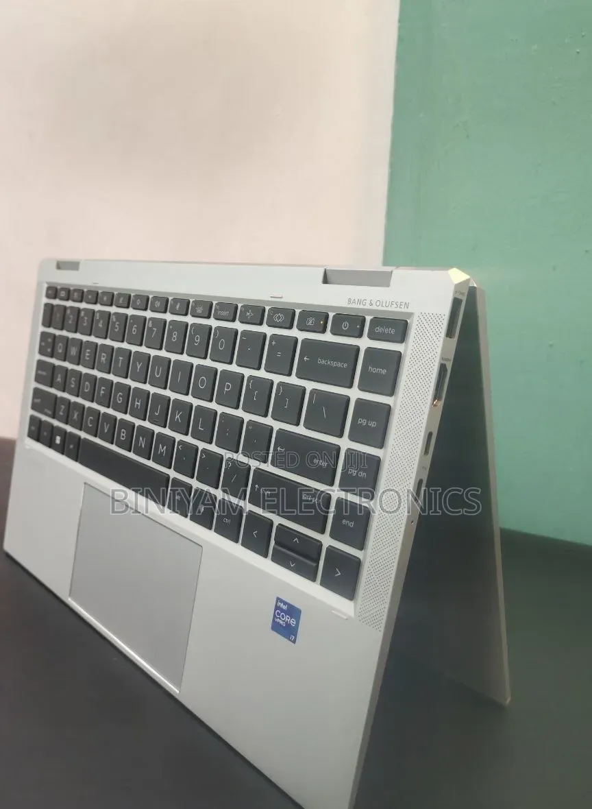 New Laptop HP EliteBook 1040 G8 32GB Intel Core i7 SSD 512GB