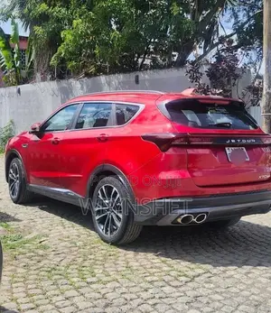 New Chery Arrizo 5 Plus 2023 Red