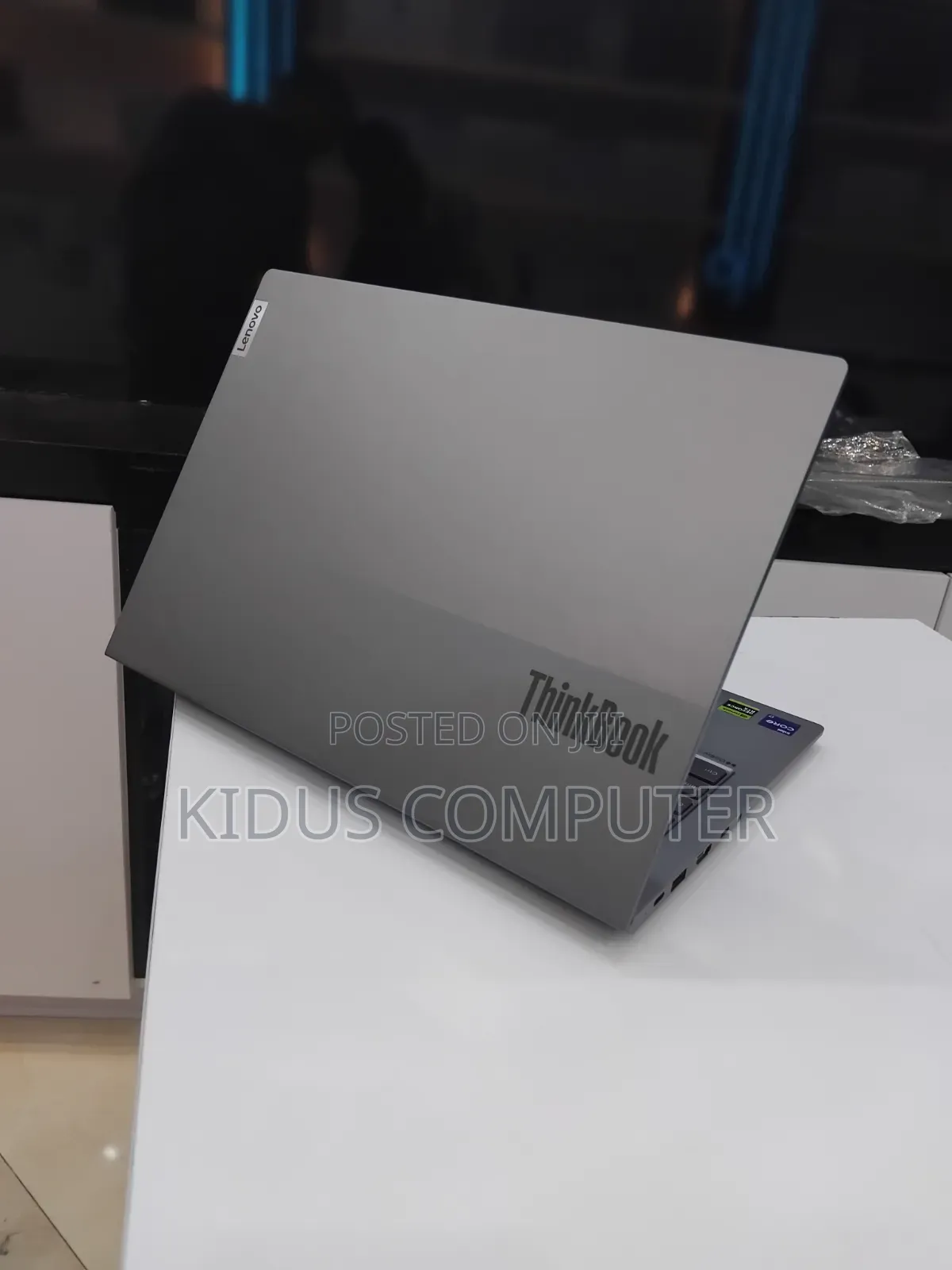 New Laptop Lenovo ThinkBook 13 16GB Intel Core i7 SSD 512GB