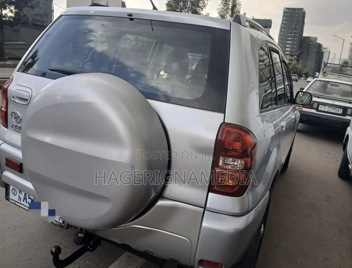 Toyota RAV4 2005 Silver