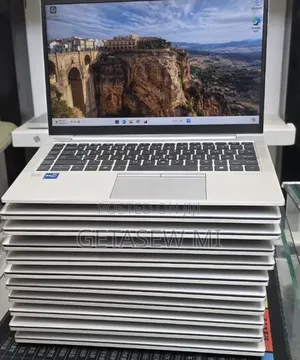 New Laptop HP EliteBook 840 G10 16GB Intel Core i7 SSD 1T