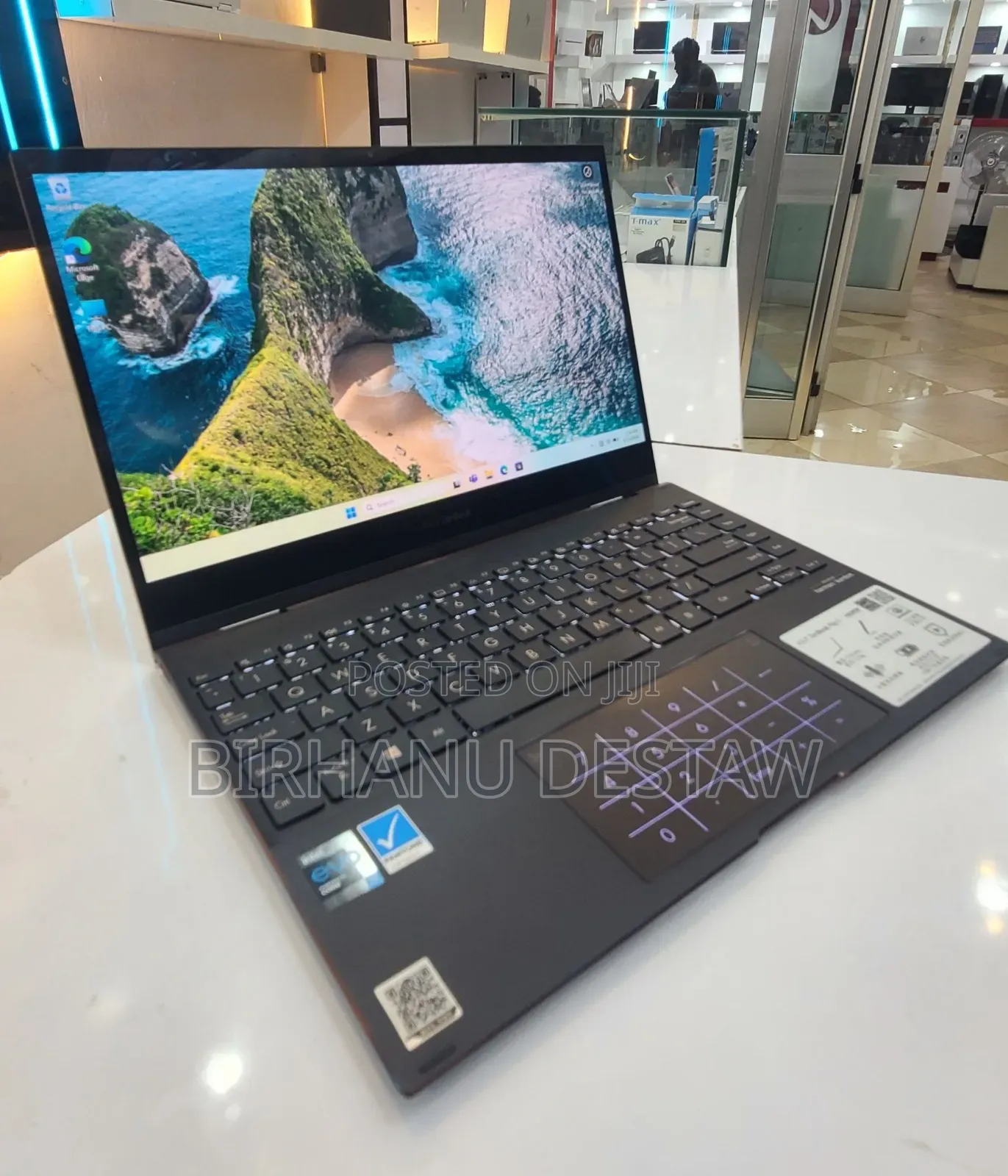 New Laptop Asus ZenBook Flip 14 UX461UA 16GB Intel Core i7 SSD 512GB