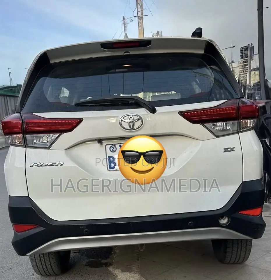 Toyota Rush 2021 White