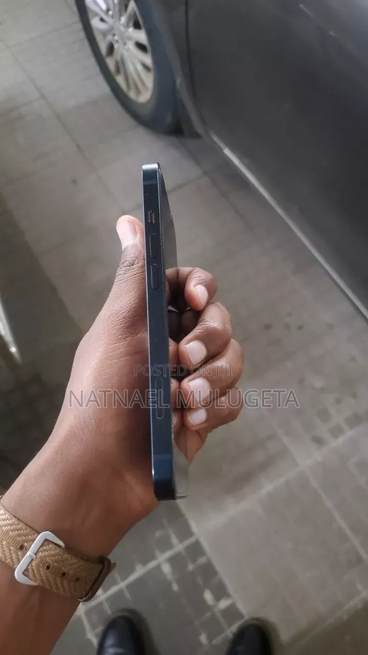 Apple iPhone 13 128 GB Black