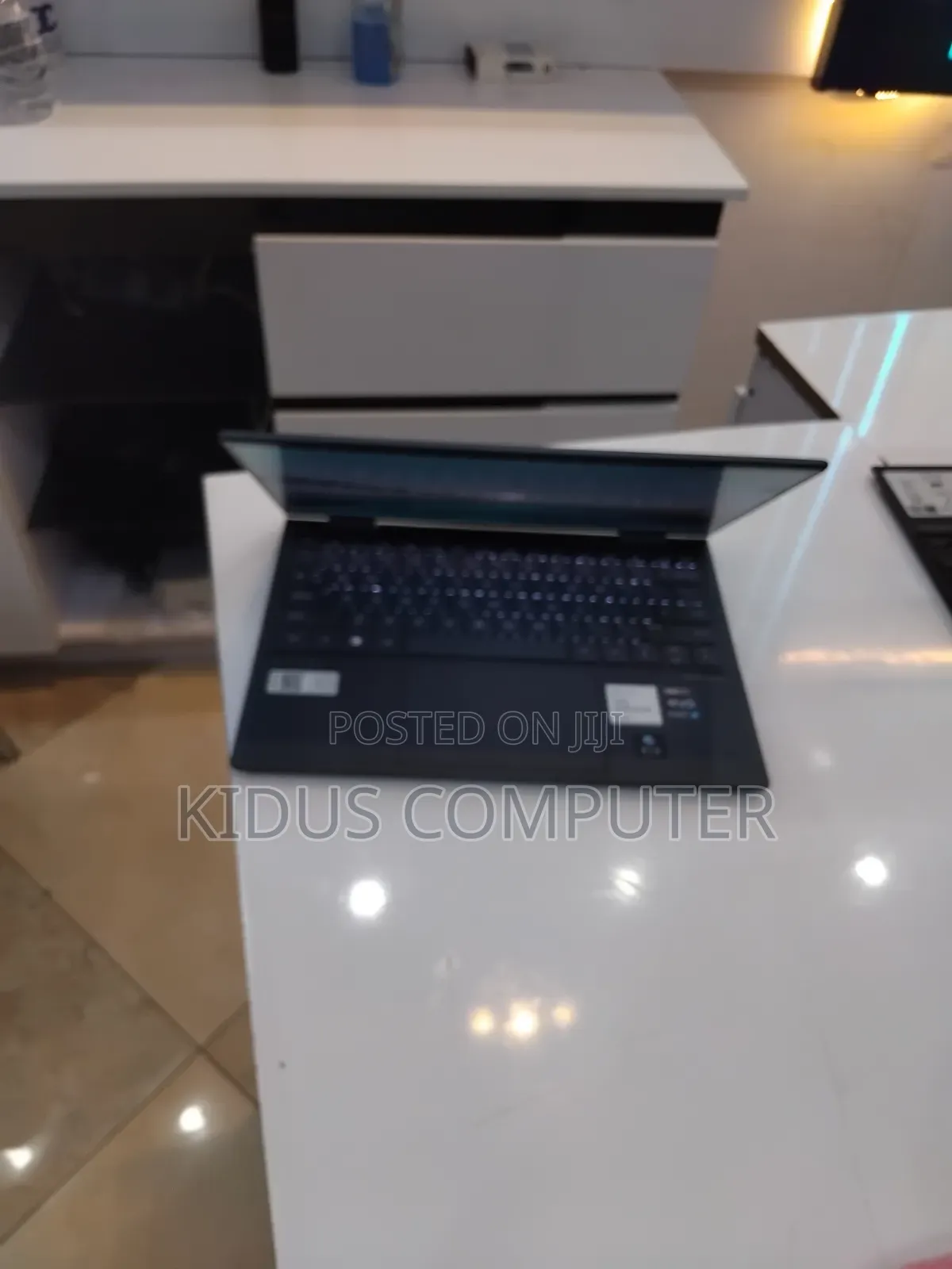 New Laptop HP Envy X360 16GB Intel Core i5 SSD 512GB