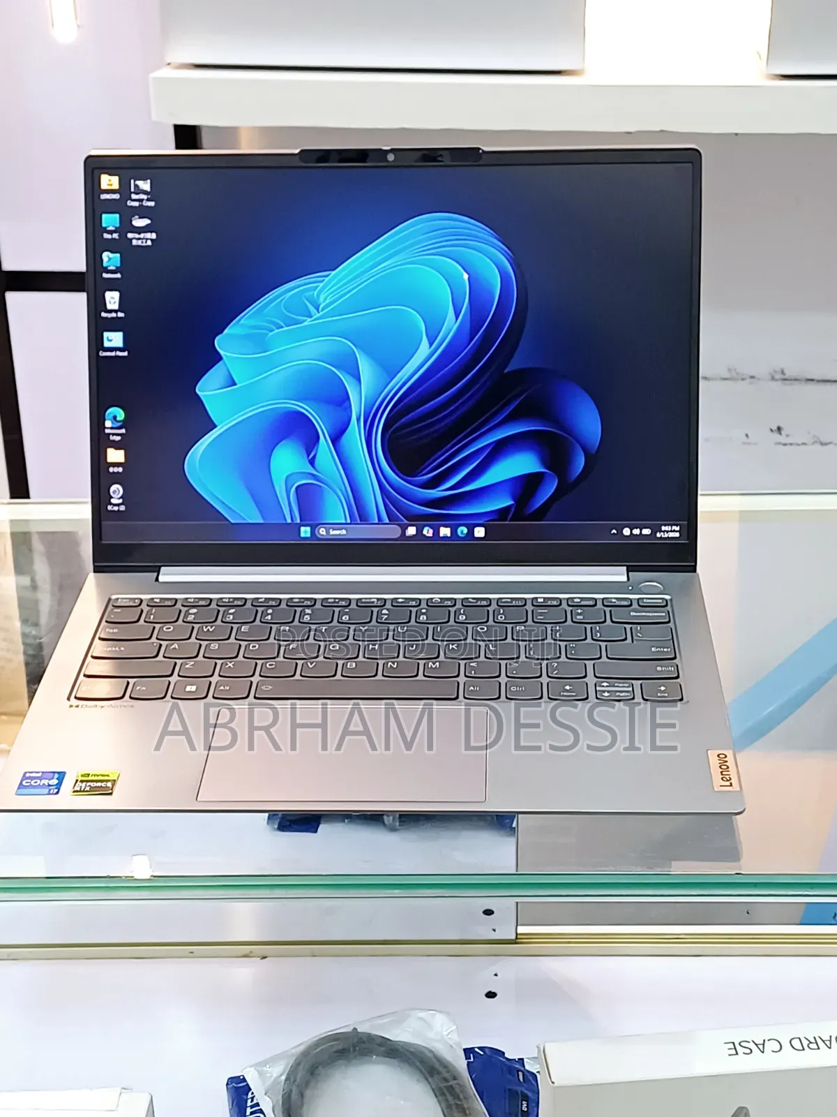 New Laptop Lenovo 16GB Intel Core i7 SSD 512GB
