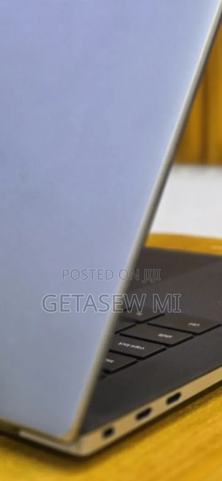 New Laptop Dell Precision 5560 16GB Intel Core i7 SSD 512GB