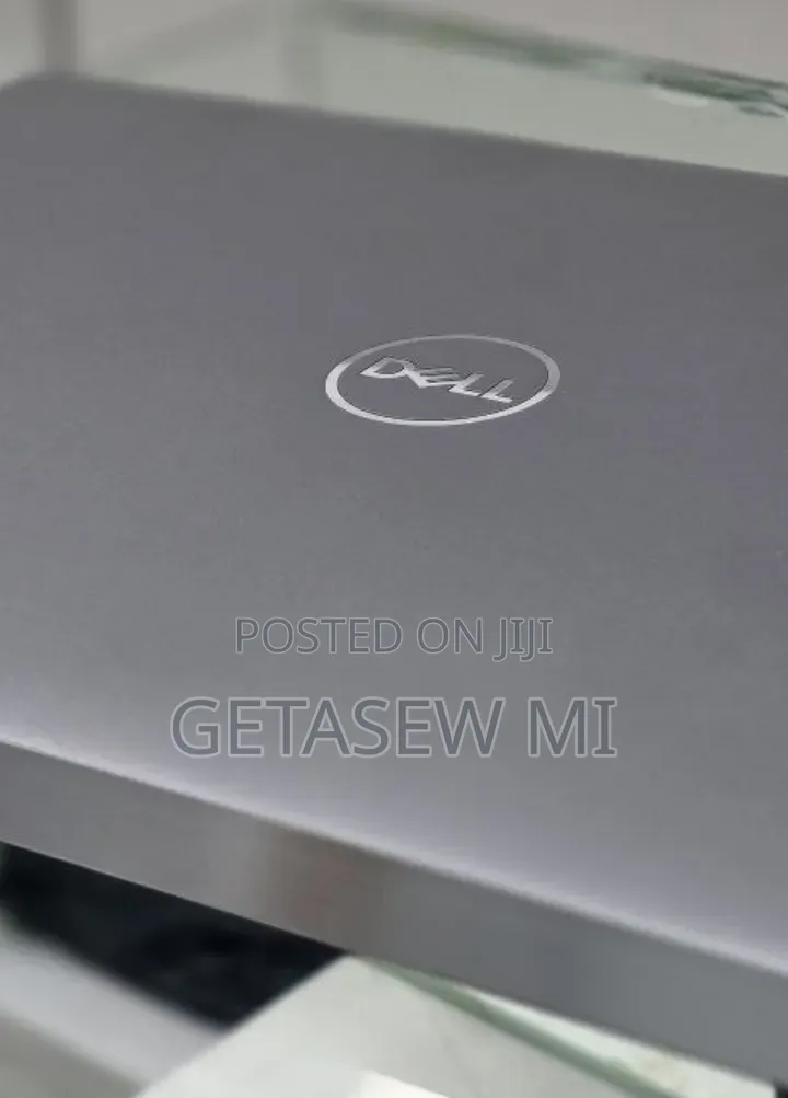 New Laptop Dell Precision 5560 16GB Intel Core i7 SSD 512GB