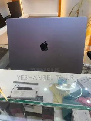 New Laptop Apple MacBook Pro 2021 M1 32GB Apple M1 Pro SSD 512GB