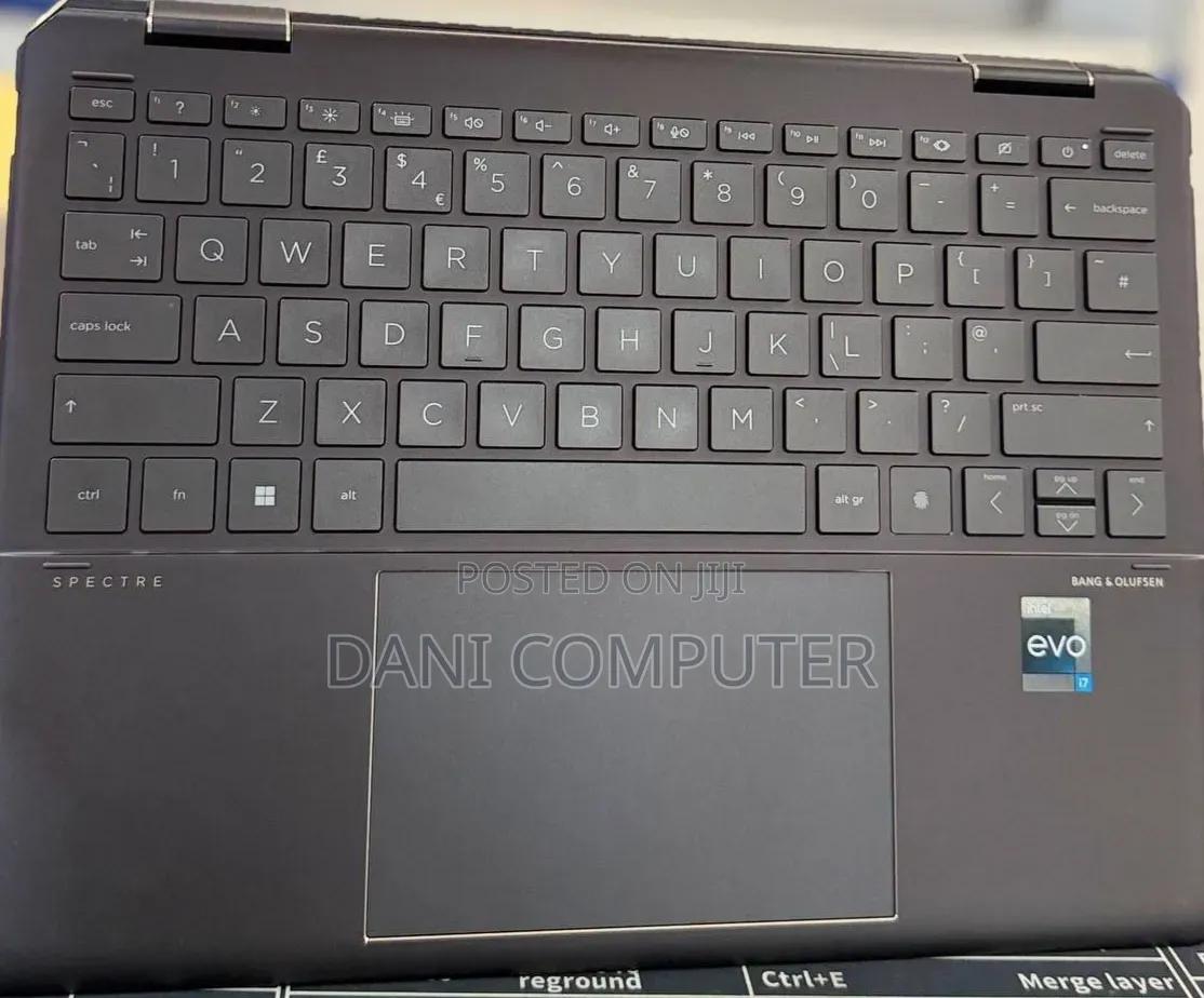 New Laptop HP Spectra 13 16GB Intel Core i7 SSD 1T