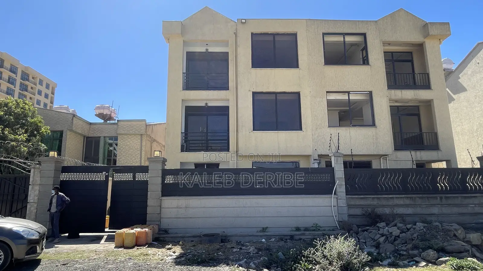 Furnished 5bdrm House in Gift Realestate, Yeka for sale