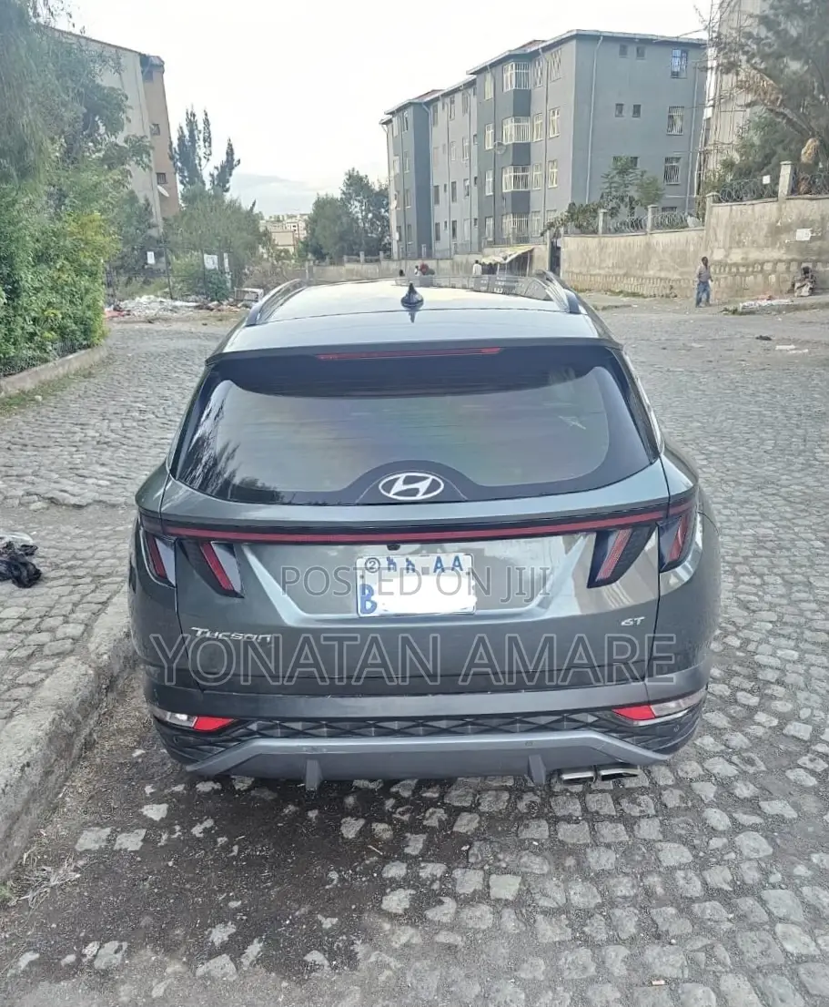 Hyundai Tucson 2021 Green