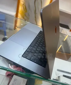 New Laptop Apple MacBook Pro 2021 M1 32GB Apple M1 Pro SSD 512GB