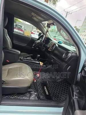 Toyota Tacoma 2019 Gray