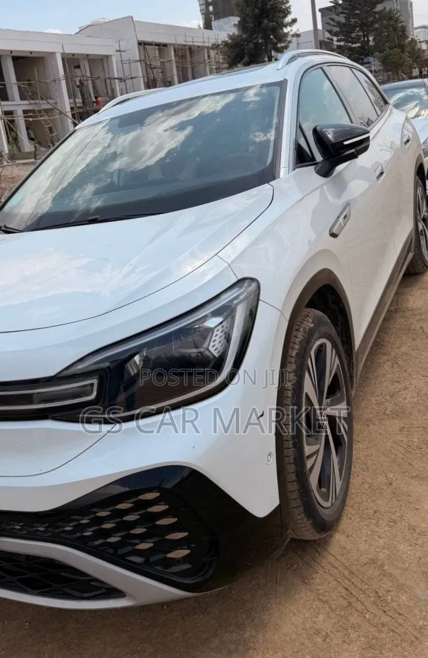 Volkswagen ID.6 2024 Ivory