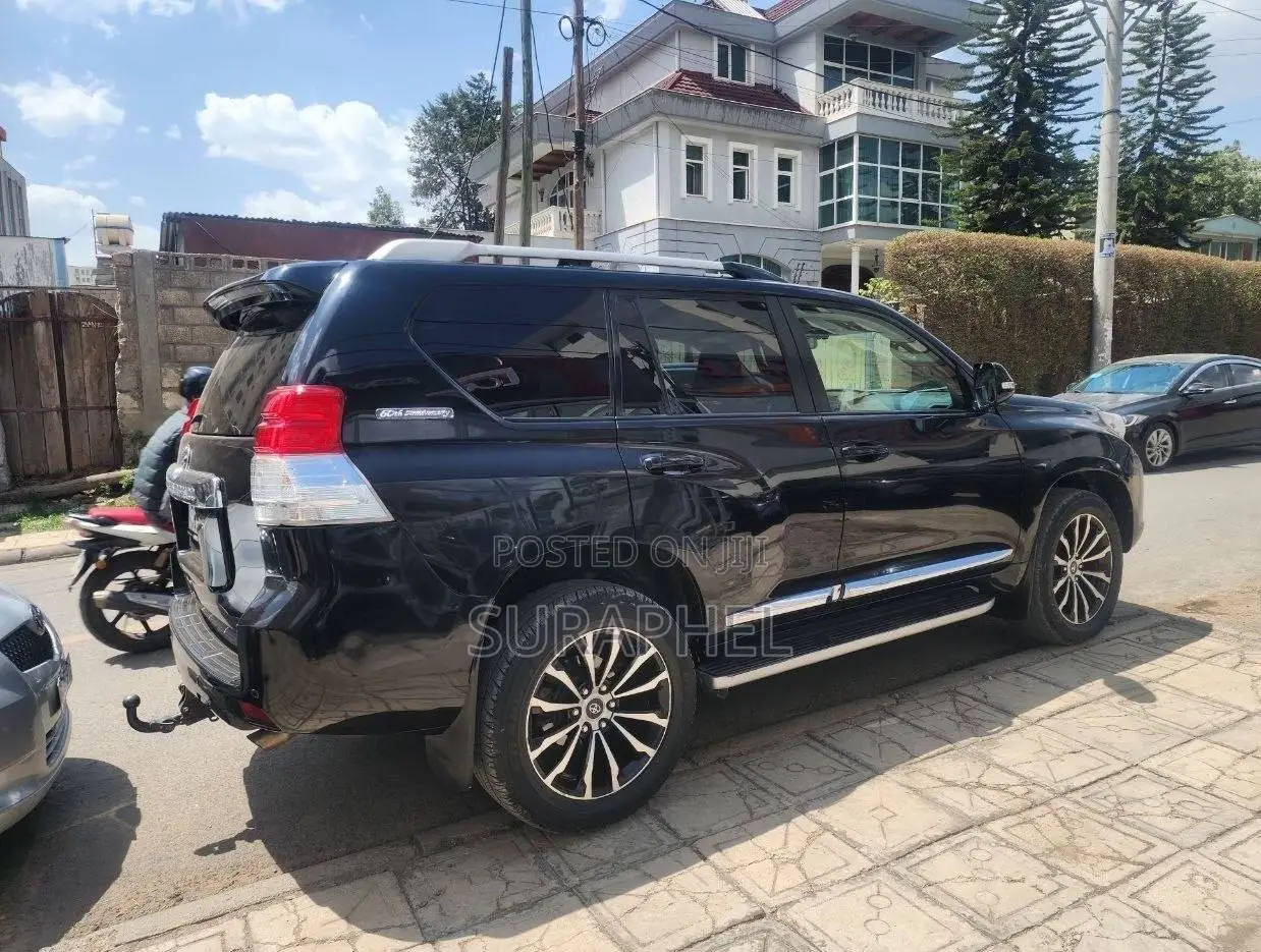 Toyota Land Cruiser Prado 3.0 TD 2013 Black