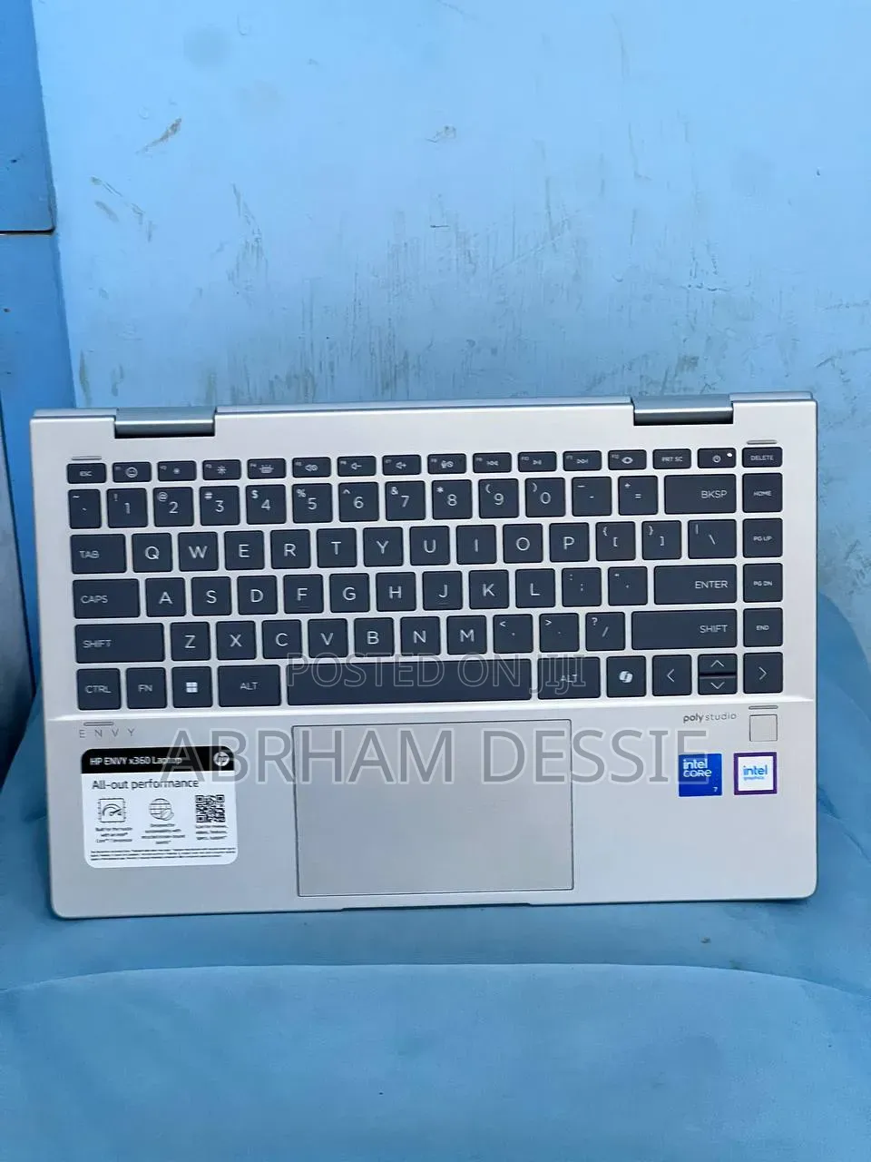 New Laptop HP 16GB Intel Core 7 SSD 1T