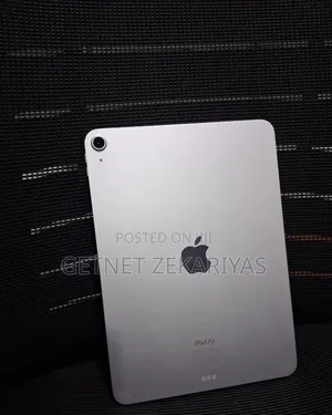 New Apple iPad Air 128 GB