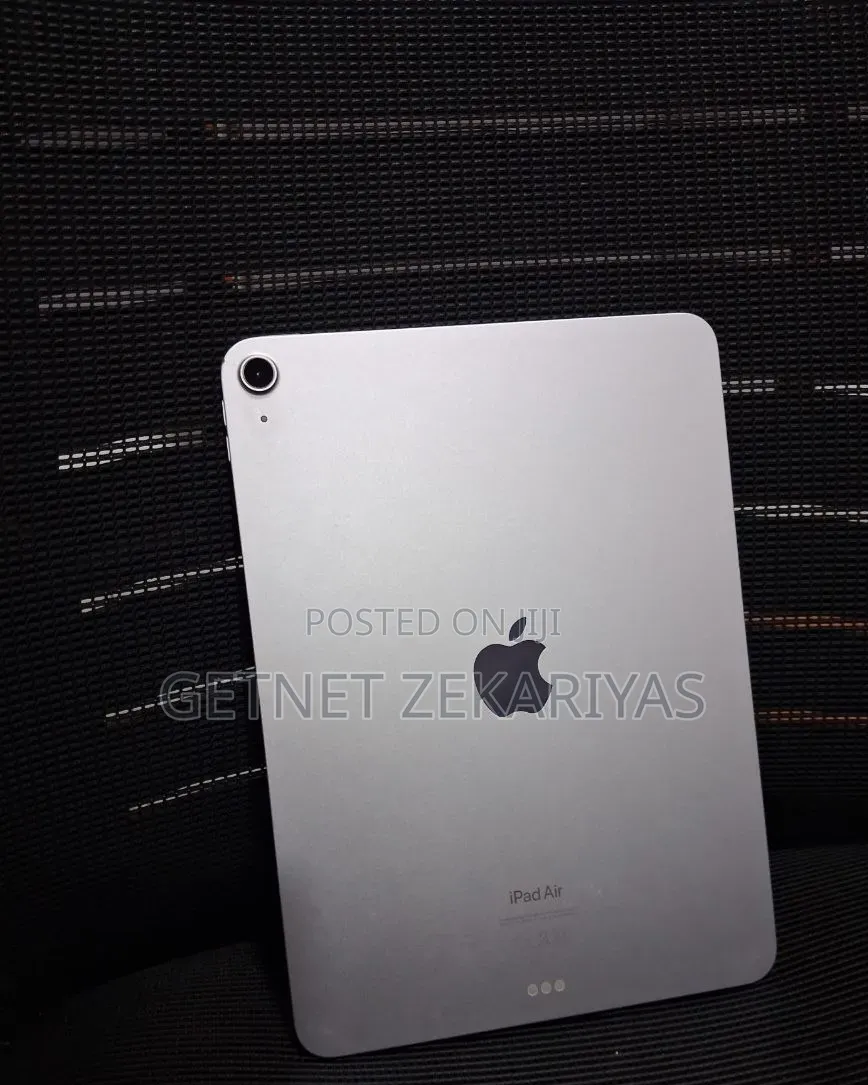 New Apple iPad Air 128 GB