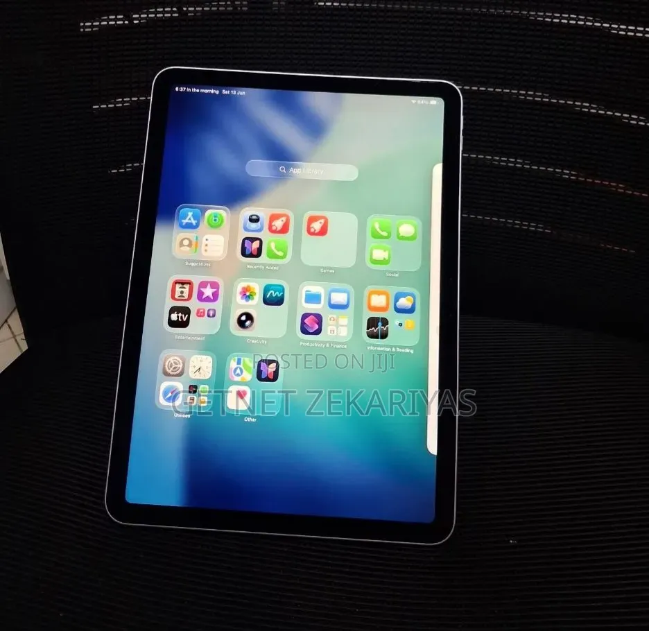 New Apple iPad Air 128 GB