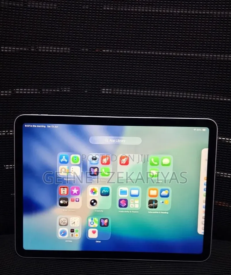 New Apple iPad Air 128 GB