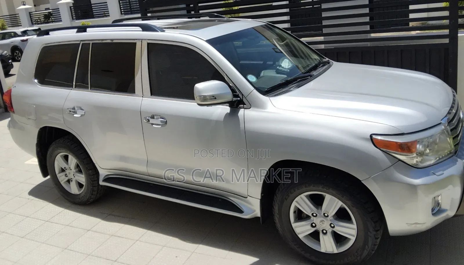 Toyota Land Cruiser 2015 Silver