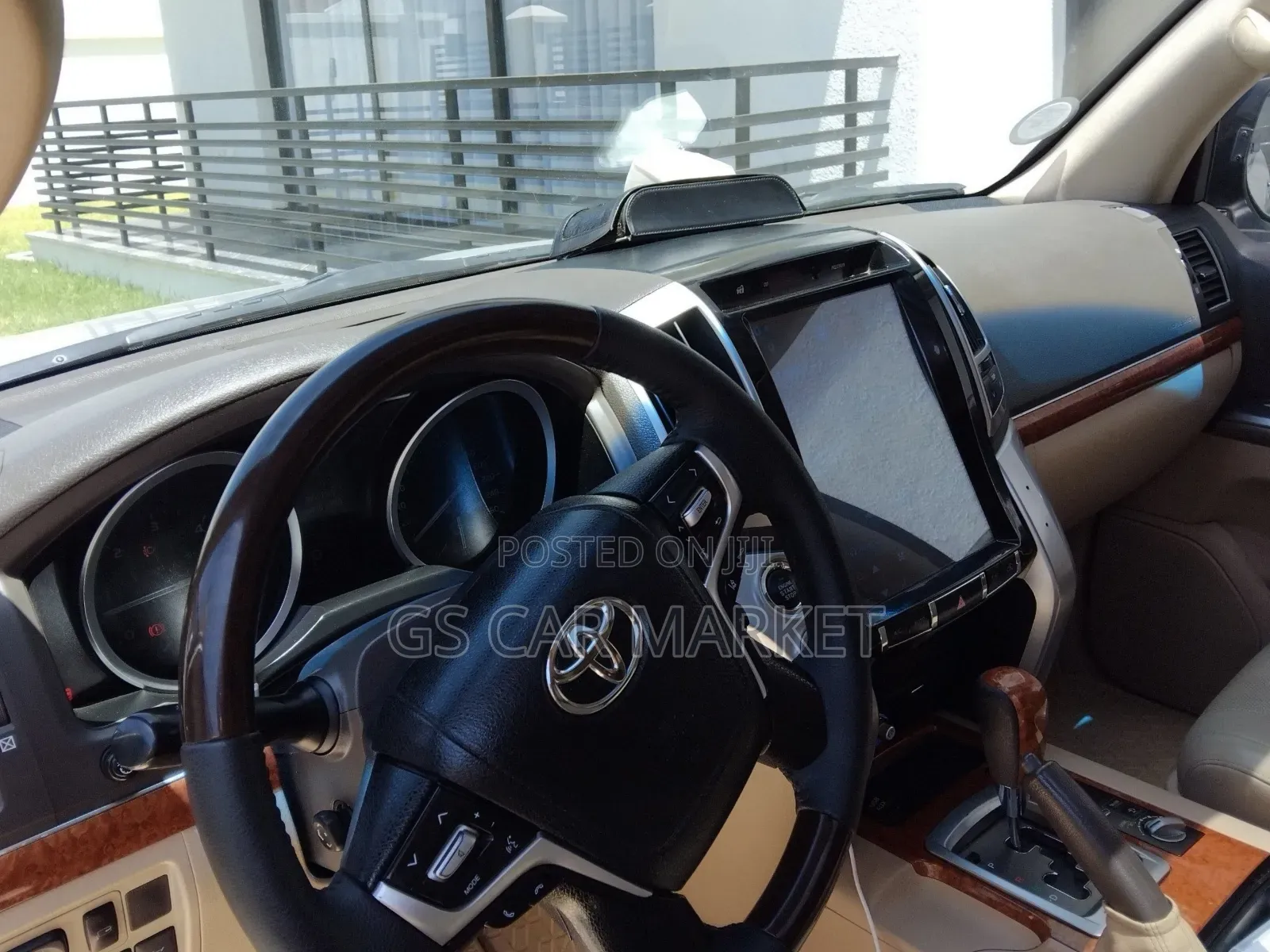 Toyota Land Cruiser 2015 Silver