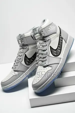Air Jordan 1 X Dior High Sneaker White and Grey Unisex Boots