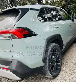Toyota RAV4 Hybrid 2022 Gray