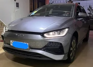 BYD E2 43 kWh 94 hp FWD 2024 Teal