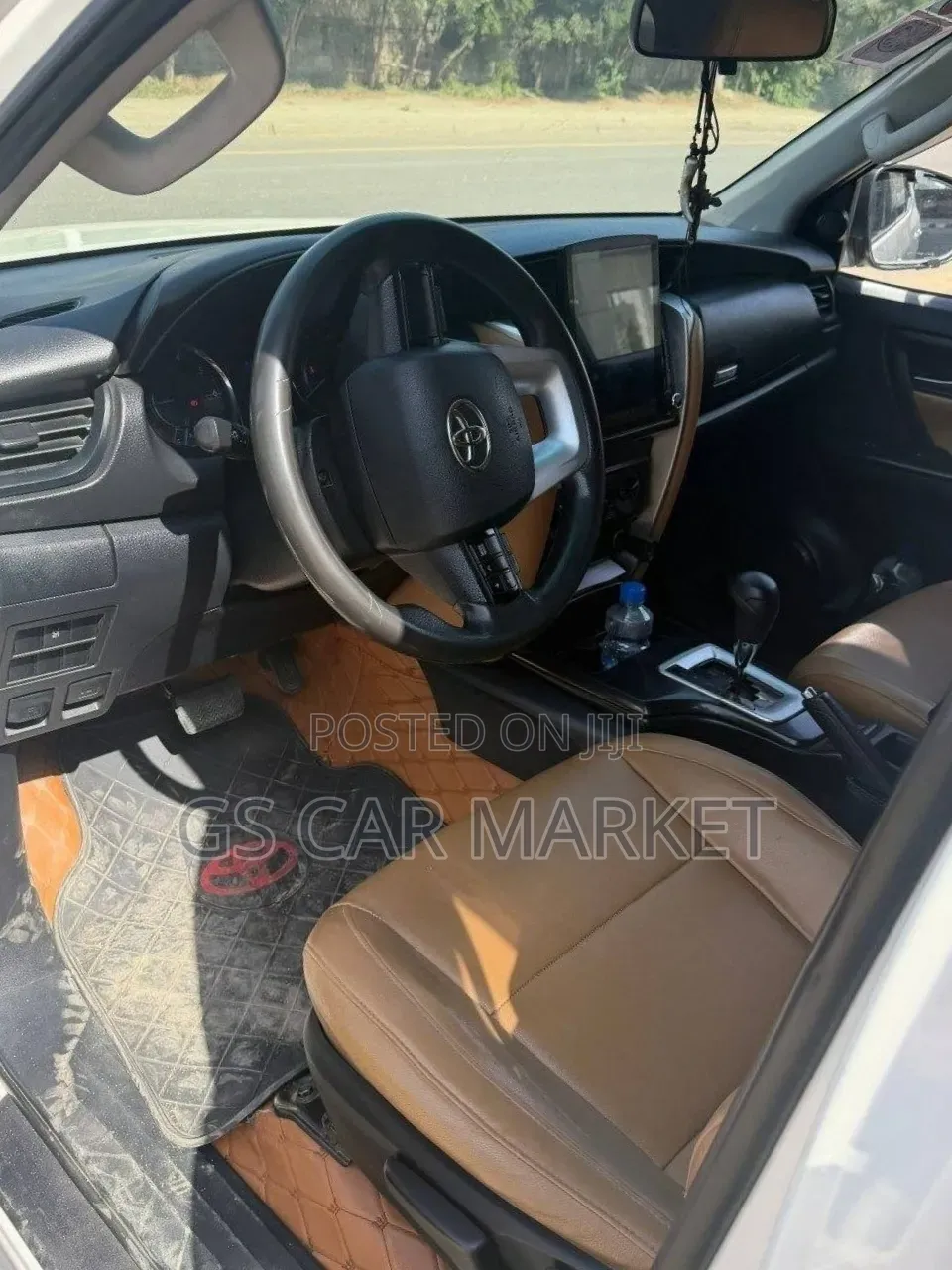 Toyota Fortuner 2018 White